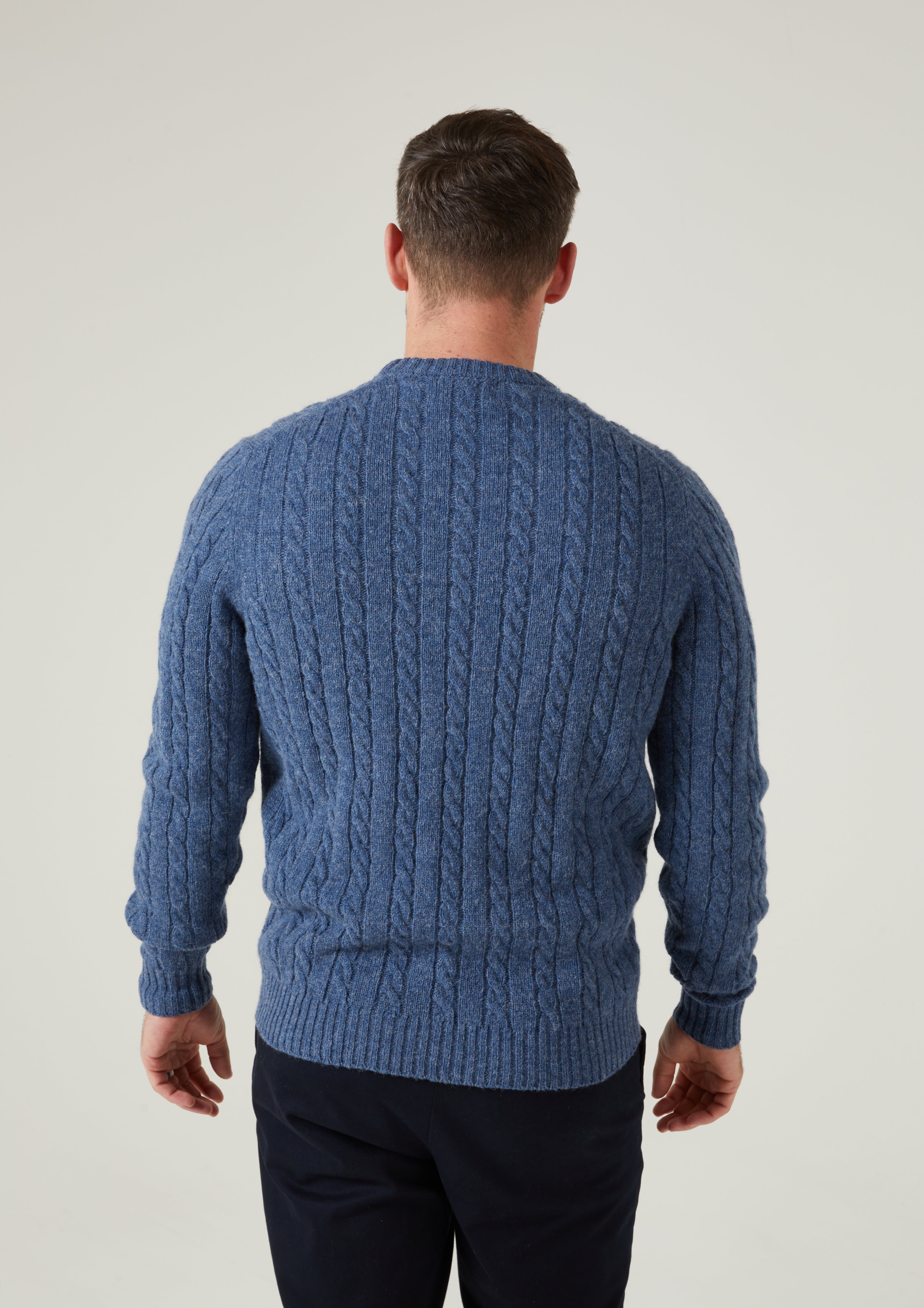 Shetland Wool Cable Knit jumper In Indigo – Alan Paine UK