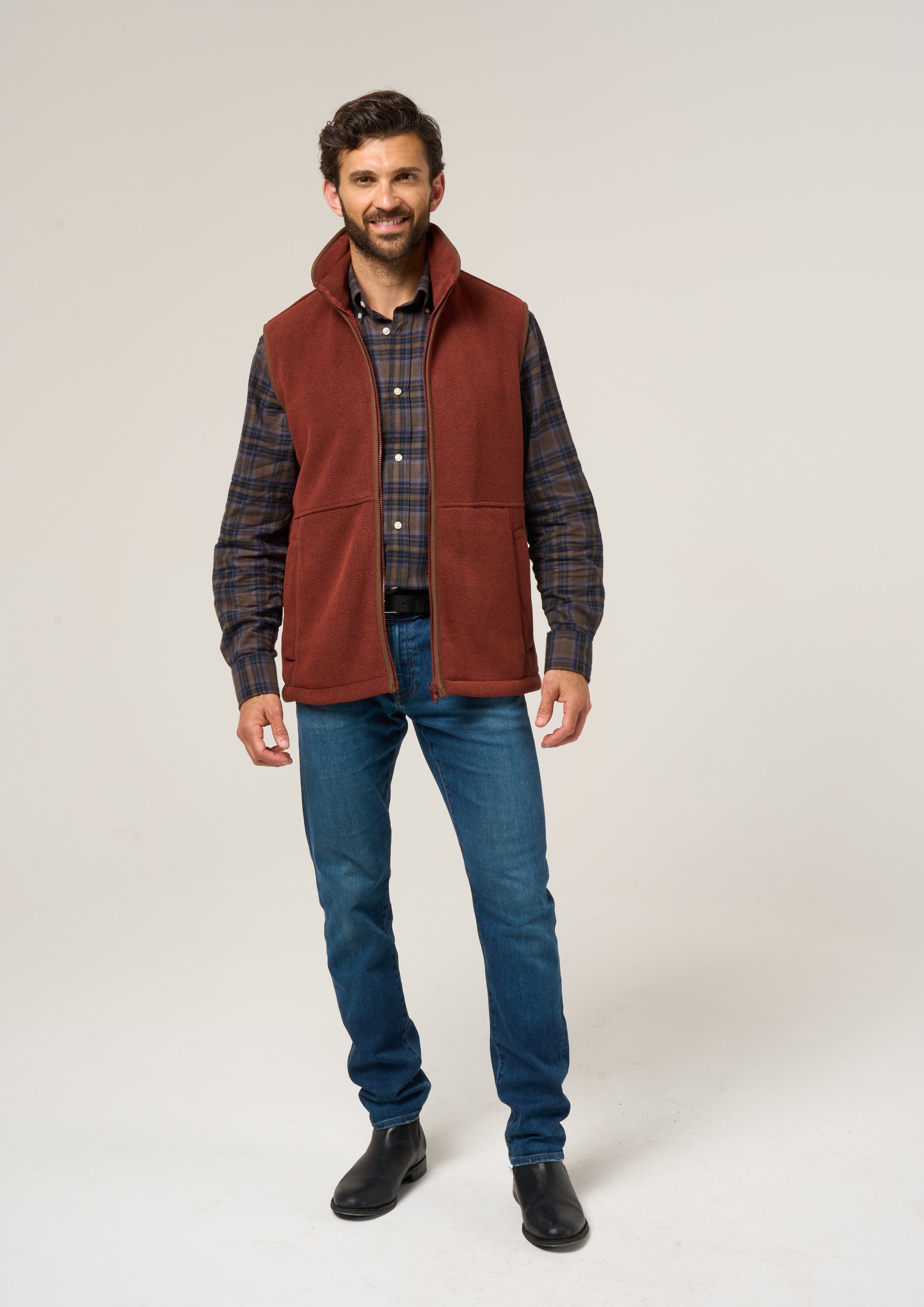 Aylsham Men's Fleece Gilet In Rust