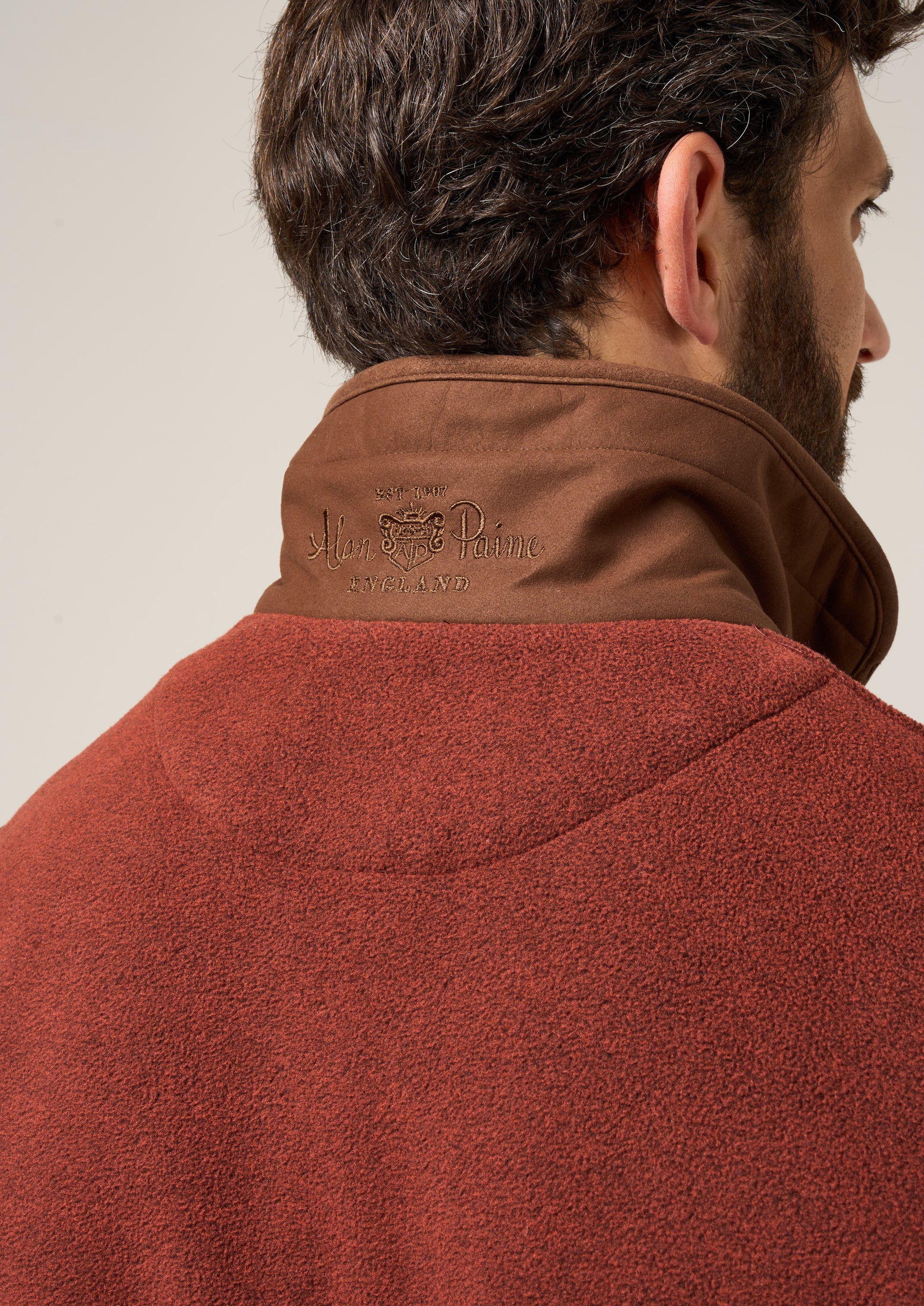 Aylsham Men's Fleece Gilet In Rust