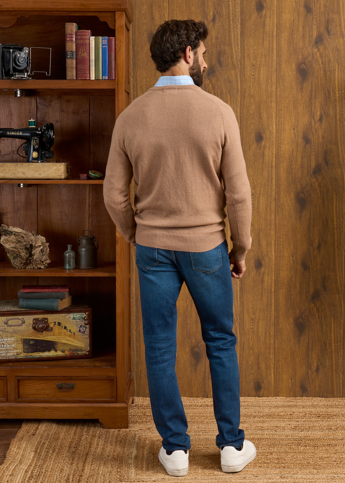 Hampshire Lambswool Jumper in Camel 