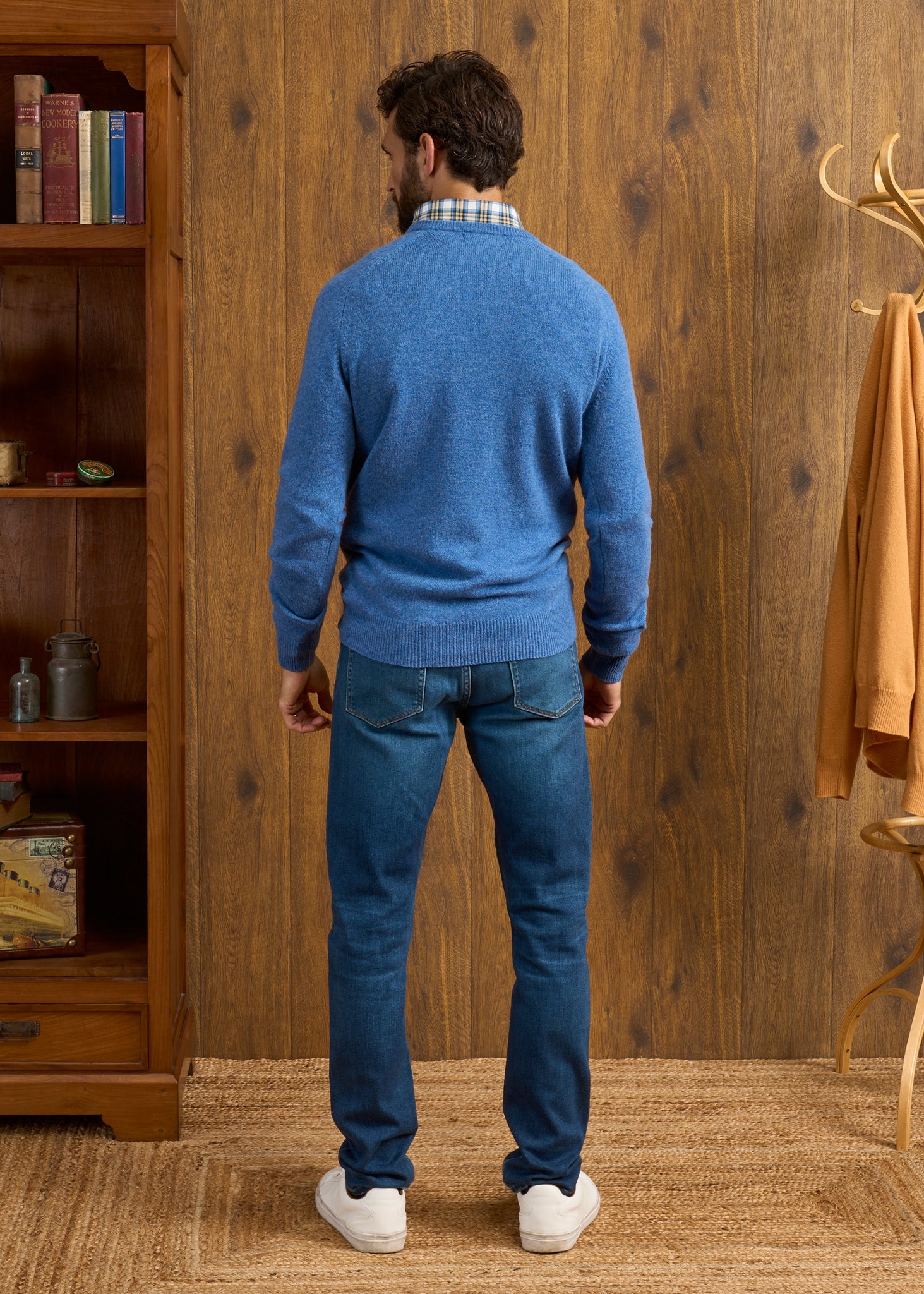 Hampshire Lambswool Jumper in Jeans