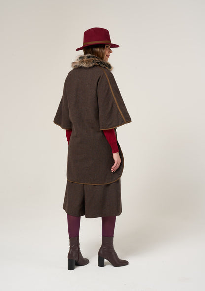 Surrey Ladies Tweed Cape In Bramble