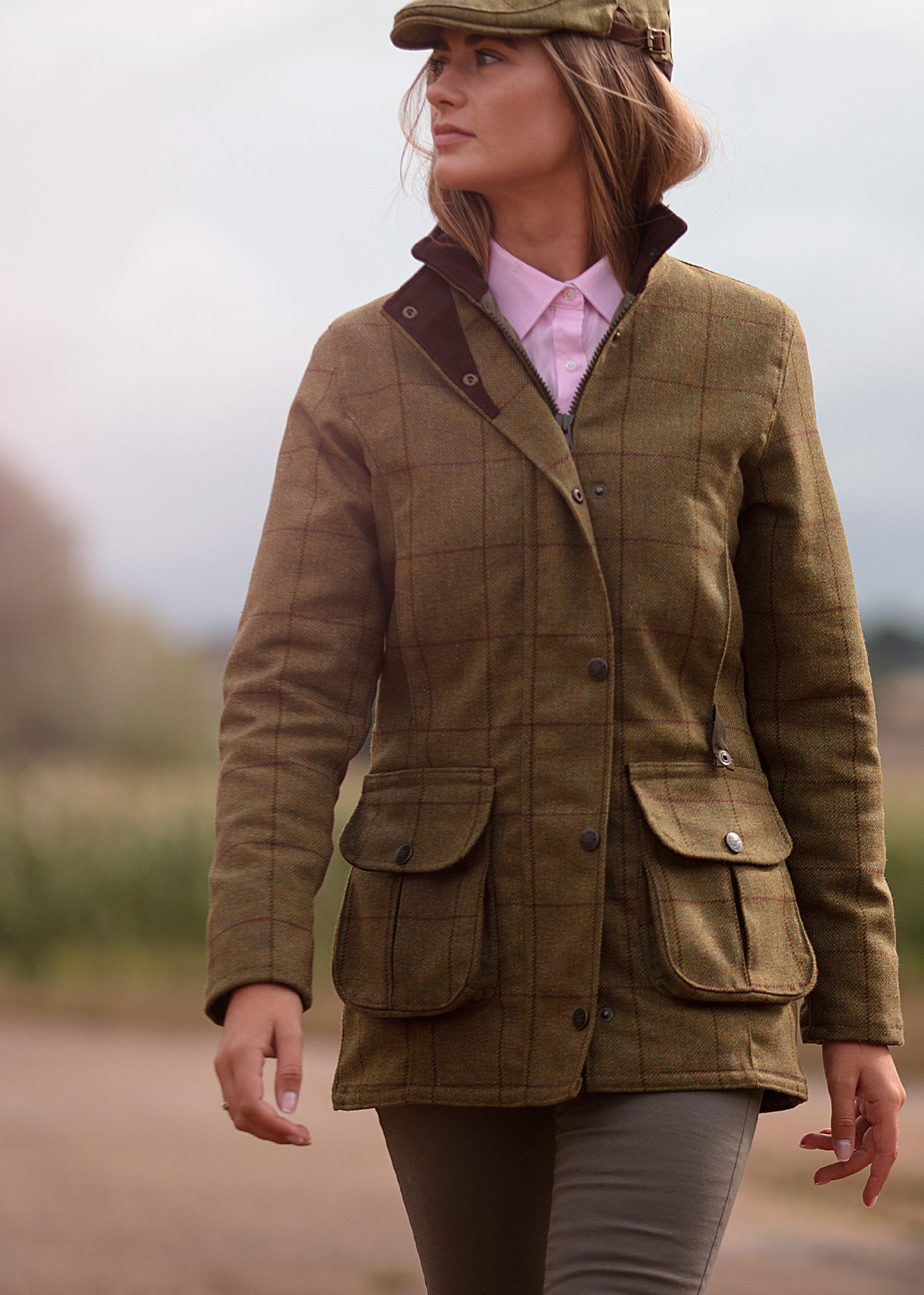 Rutland Ladies Tweed Shooting Gilet In Lichen Alan Paine UK