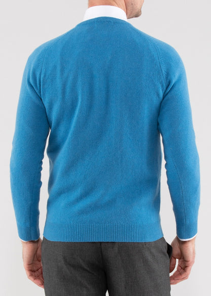 Men's Lambswool Vee Neck Jumper in Cyan - Regular Fit