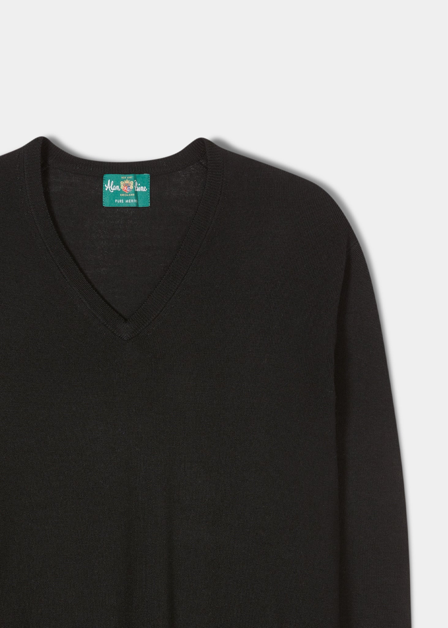 Black v neck merino wool outlet jumper